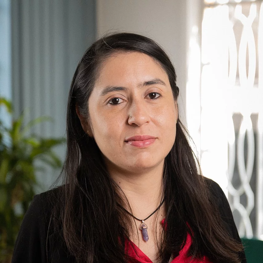 Tania Herrera, Asistente técnica administrativa